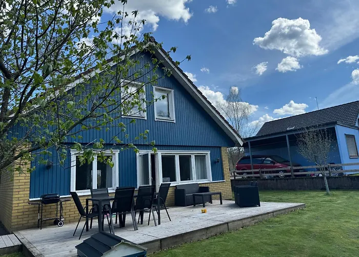 Hus Med 3 Sovrum I Lugn Miljoe Naera Natur & Ullared